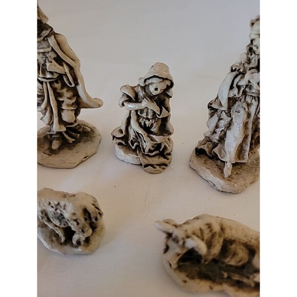 Vintage Chalk ? Nativity Scene, 6 Pieces Miniature 3" To 1" Height - Picture 3 of 16
